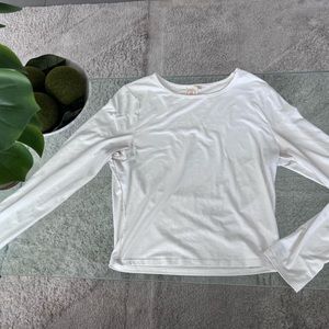 Casual white crop top size S-M